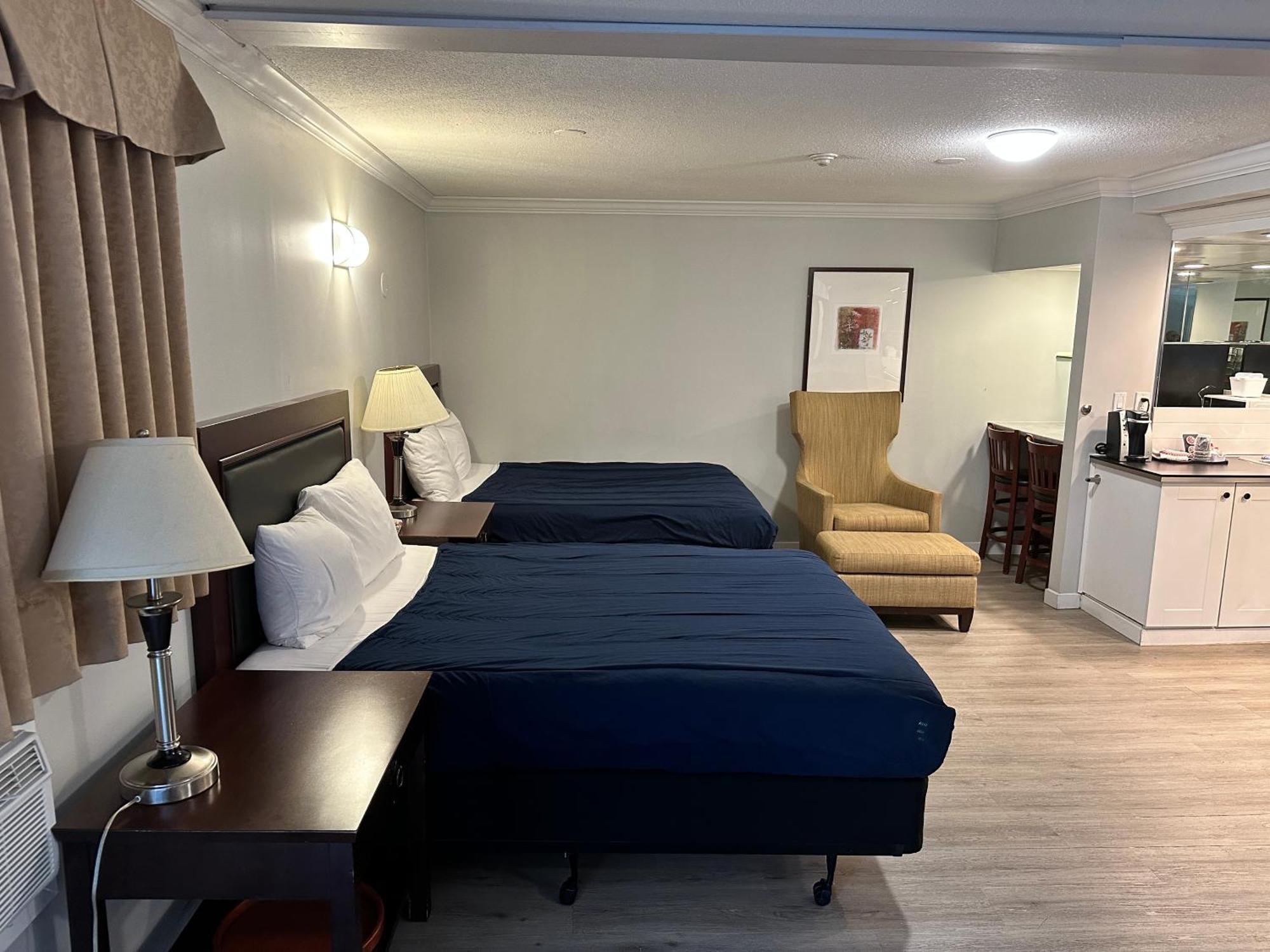 Travelodge By Wyndham Langley Dış mekan fotoğraf