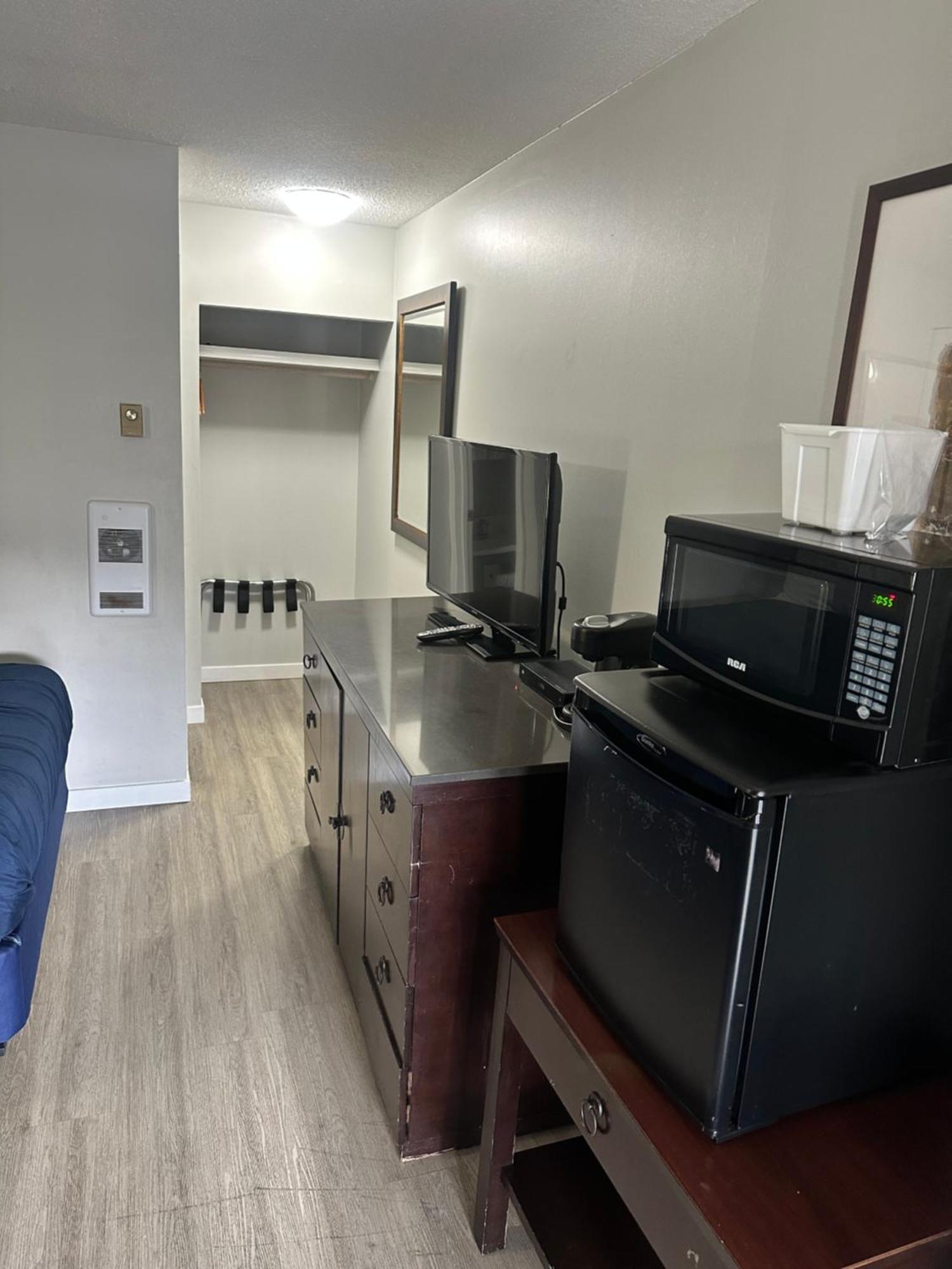 Travelodge By Wyndham Langley Dış mekan fotoğraf