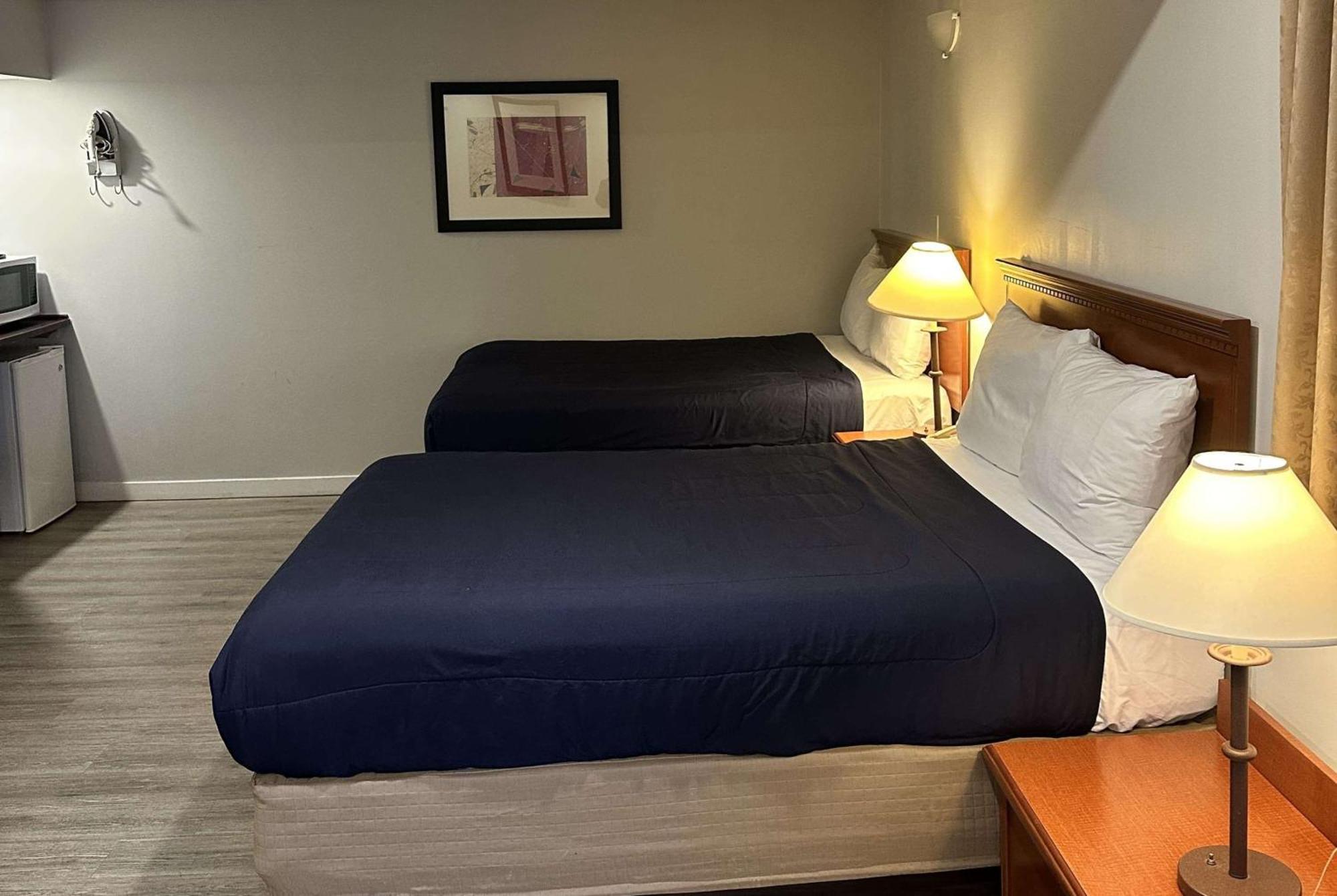 Travelodge By Wyndham Langley Dış mekan fotoğraf