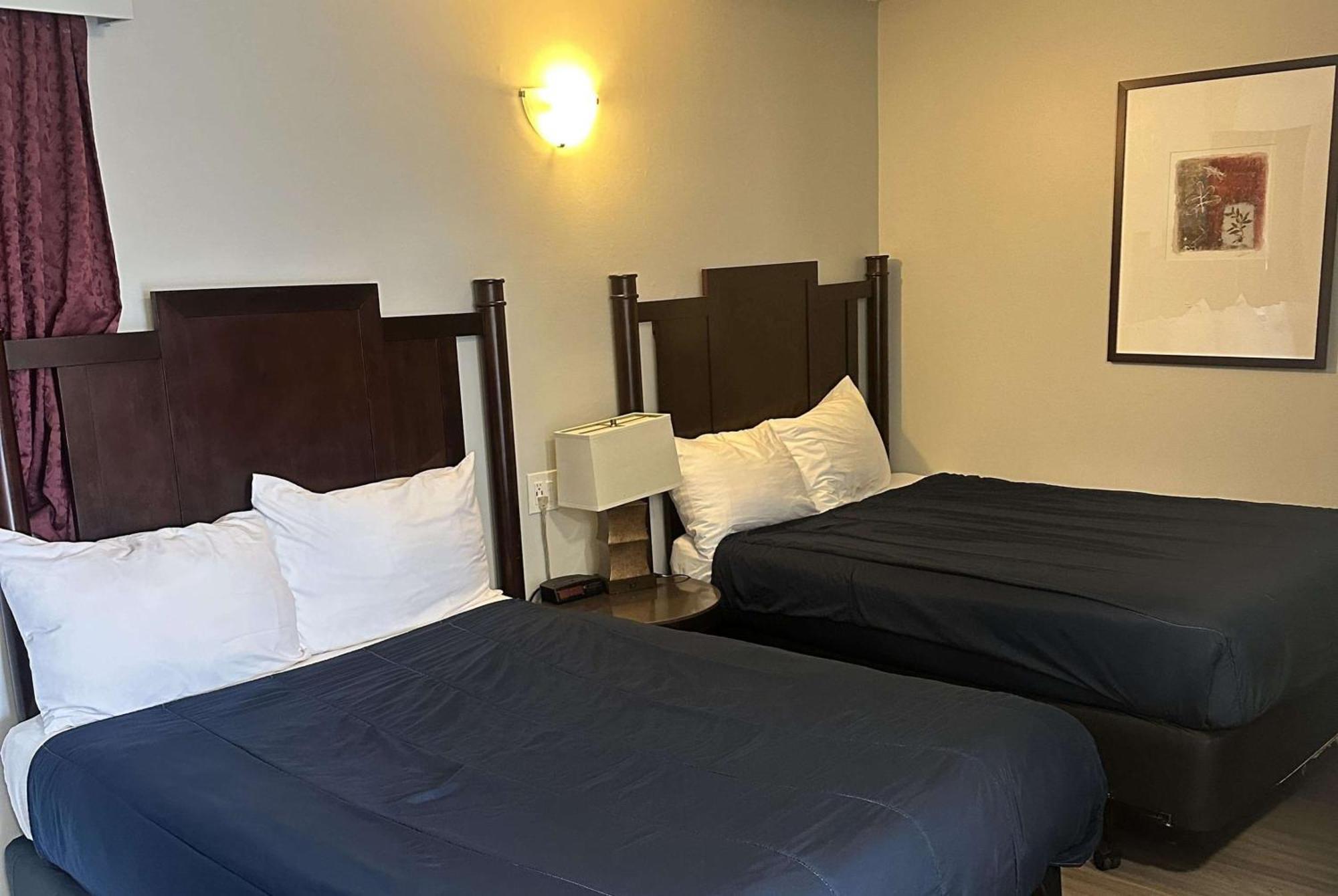 Travelodge By Wyndham Langley Dış mekan fotoğraf